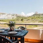 Ghadira Bay 3bed Right Next To Beach! By Homely *