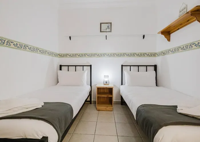 Ghadira Bay 3bed Right Next To Beach! By Homely *