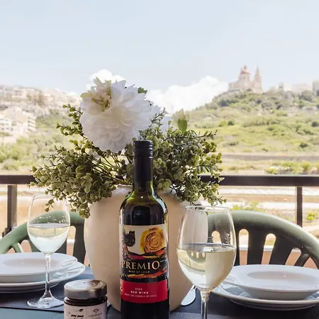 Ghadira Bay 3bed Right Next To Beach! By Homely Apartamento