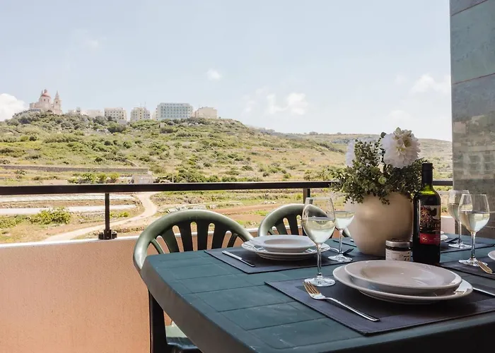 Ghadira Bay 3bed Right Next To Beach! By Homely